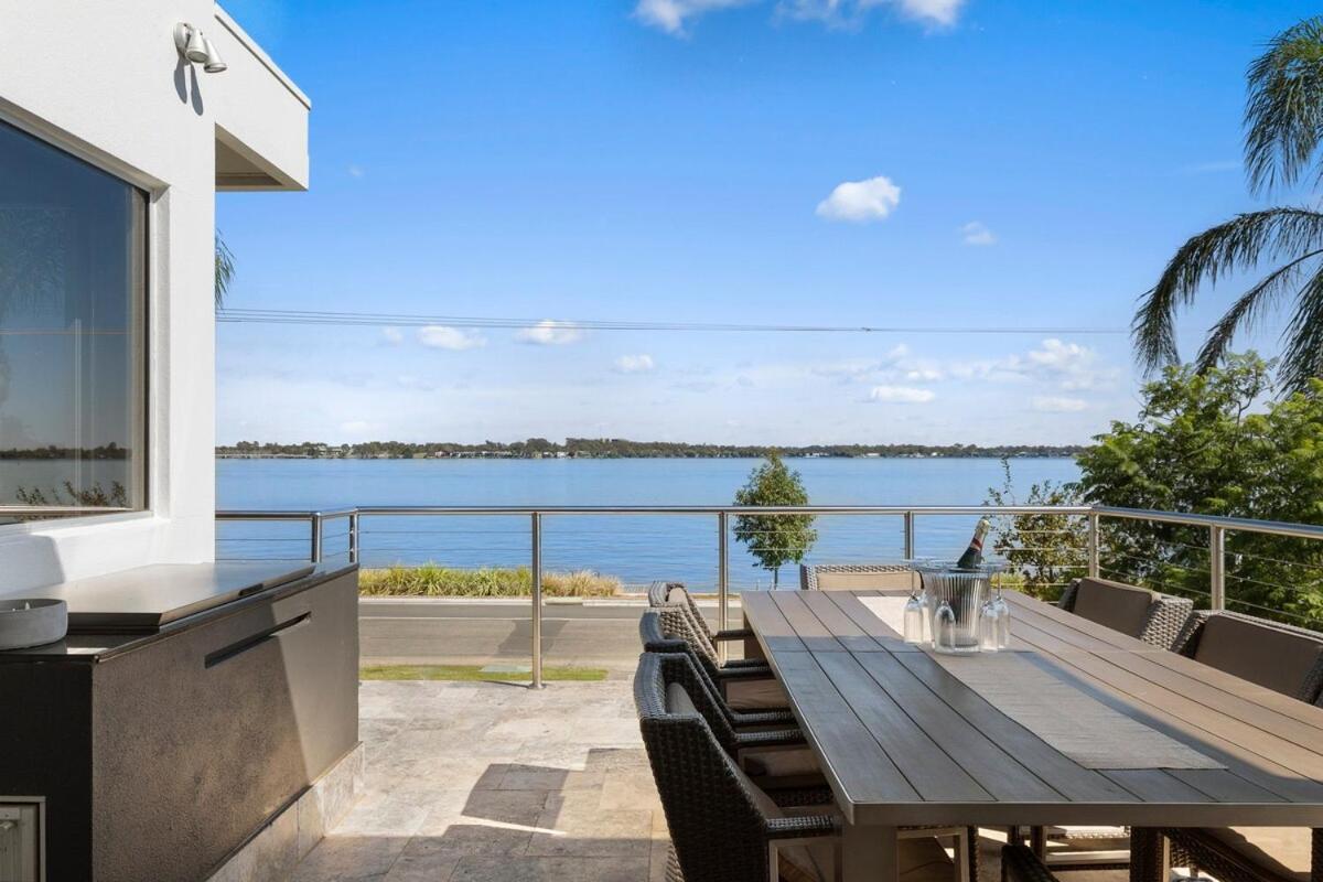 Lakehouse With Jetty & Pool Villa Yarrawonga Exterior foto